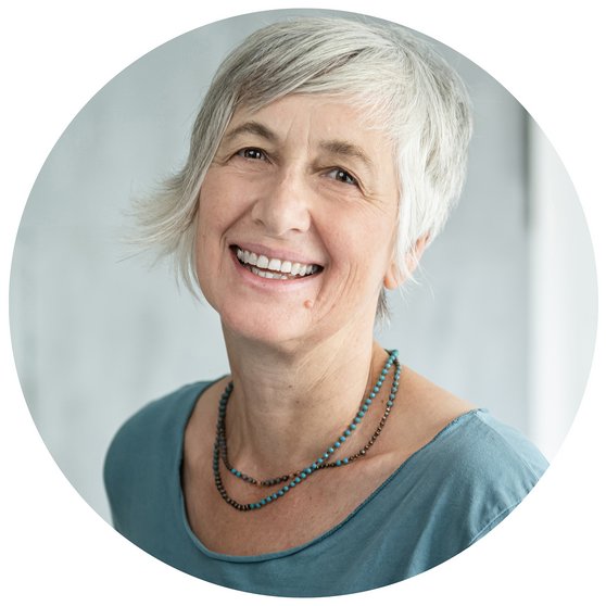  Jeanette Asbeck