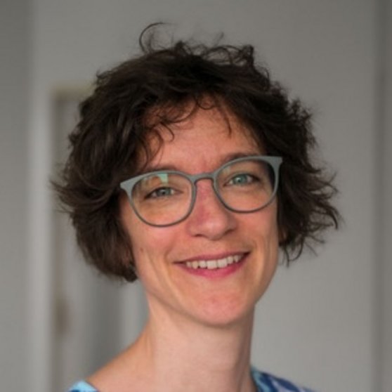  Franziska Riva