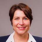  Jeannine Hohmann